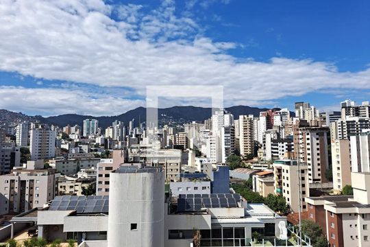 Vista de apartamento à venda com 4 quartos, 180m² em Serra, Belo Horizonte