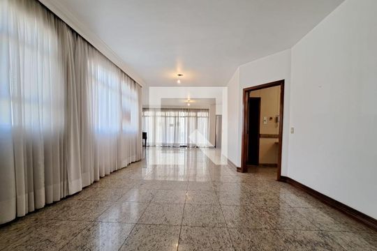 Sala de apartamento à venda com 4 quartos, 180m² em Serra, Belo Horizonte