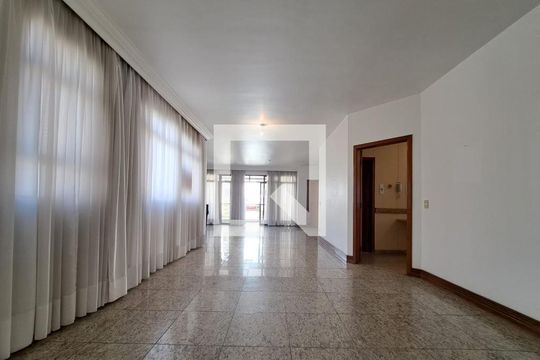 Sala de apartamento à venda com 4 quartos, 180m² em Serra, Belo Horizonte