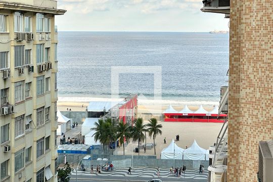 Vista da Sala de apartamento à venda com 4 quartos, 275m² em Copacabana, Rio de Janeiro