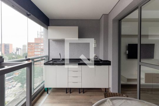 Studio de kitnet/studio para alugar com 1 quarto, 30m² em Pinheiros, São Paulo
