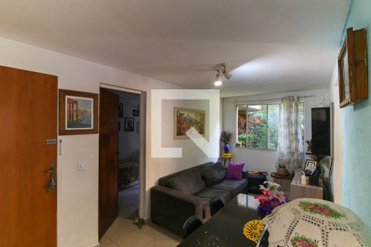 Sala de apartamento à venda com 3 quartos, 49m² em Super Quadra Morumbi, São Paulo