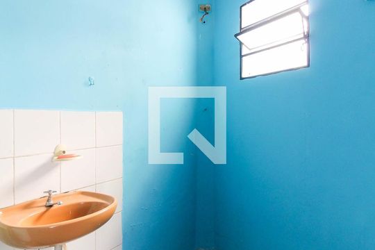 Banheiro de casa para alugar com 1 quarto, 42m² em Parque da Mooca, São Paulo