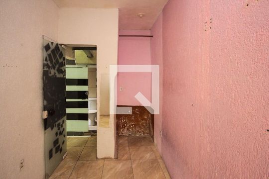Quarto 02 de casa para alugar com 2 quartos, 60m² em Conjunto Promorar Sapopemba, São Paulo