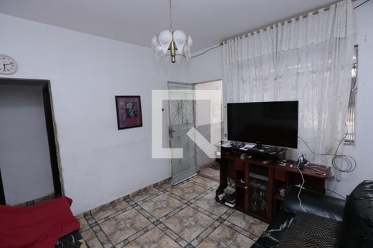 Sala de casa à venda com 3 quartos, 500m² em Eldorado, Contagem