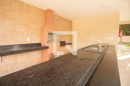 Área comum - Churrasqueira de apartamento para alugar com 2 quartos, 47m² em Protásio Alves, Porto Alegre