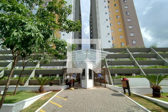 Fachada de apartamento à venda com 2 quartos, 59m² em Jaguaribe, Osasco