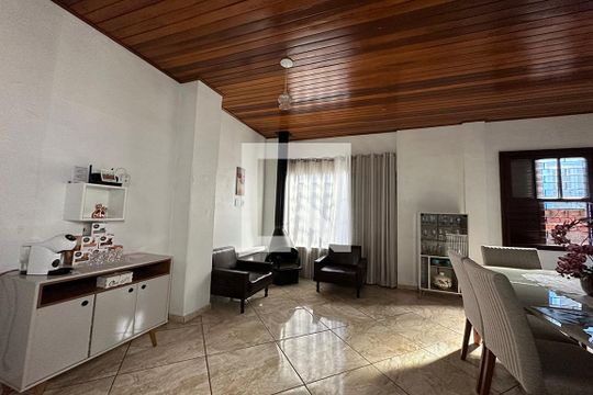 Lareira de casa à venda com 4 quartos, 115m² em Rio dos Sinos, São Leopoldo