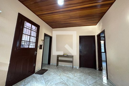 Sala de casa à venda com 4 quartos, 115m² em Rio dos Sinos, São Leopoldo