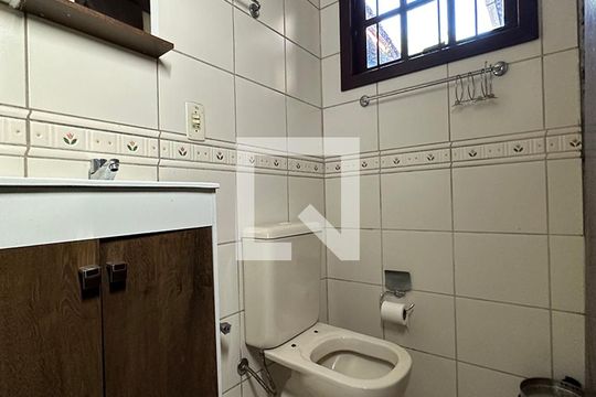 Banheiro da Suíte de casa à venda com 4 quartos, 115m² em Rio dos Sinos, São Leopoldo