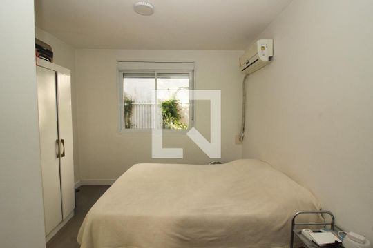 Quarto Suíte de apartamento à venda com 3 quartos, 71m² em Cavalhada, Porto Alegre