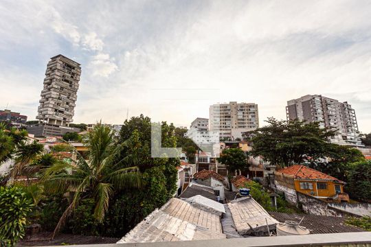Casa à venda com 5 quartos, 280m² em Lapa, São Paulo