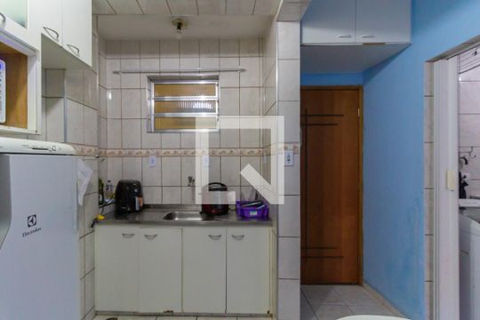 Cozinha de apartamento à venda com 1 quarto, 42m² em Liberdade, São Paulo