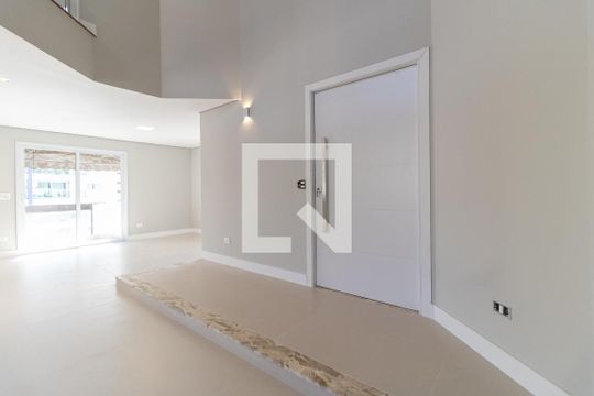 Entrada de apartamento à venda com 4 quartos, 220m² em Aclimação, São Paulo