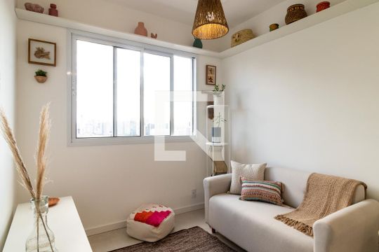 Sala de apartamento para alugar com 2 quartos, 34m² em Barra Funda, São Paulo