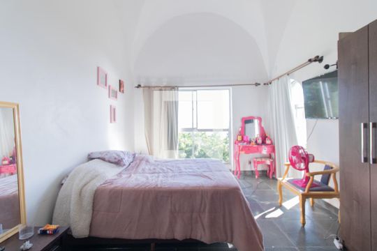 Quarto 1 de casa à venda com 5 quartos, 450m² em Vila Assunção, Porto Alegre