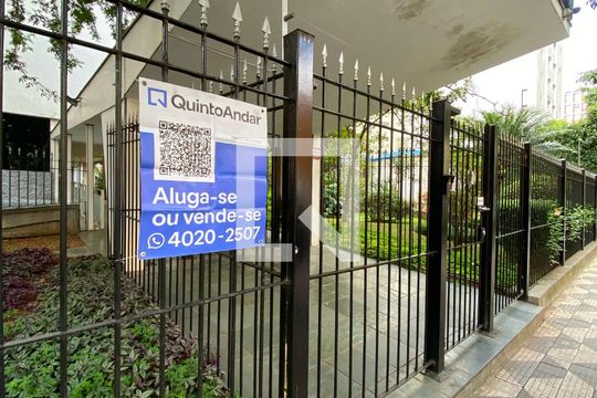 Fachada do Prédio de apartamento para alugar com 3 quartos, 200m² em Vila Buarque, São Paulo