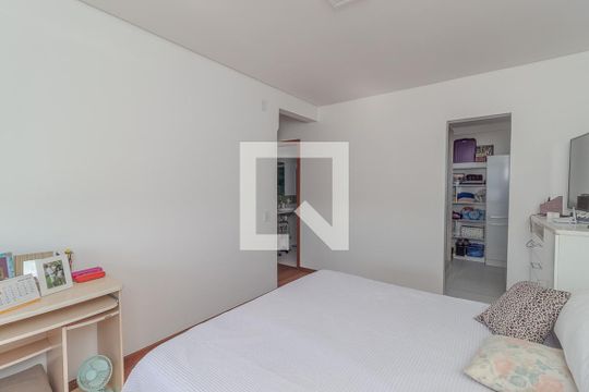 Quarto Suíte de apartamento à venda com 4 quartos, 240m² em Mont Serrat, Porto Alegre