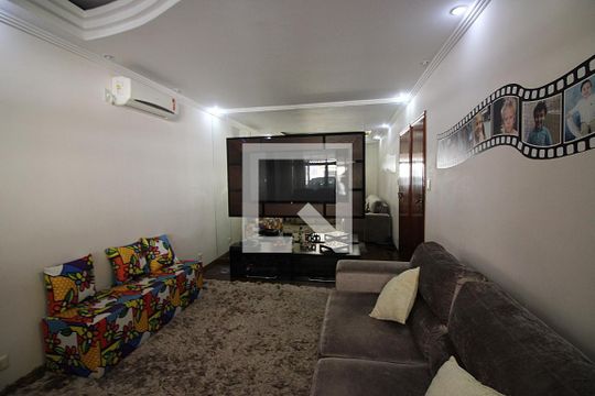 Sala  de casa à venda com 3 quartos, 240m² em Planalto, São Bernardo do Campo