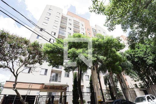 Fachada de apartamento à venda com 2 quartos, 49m² em Vila Roque, São Paulo