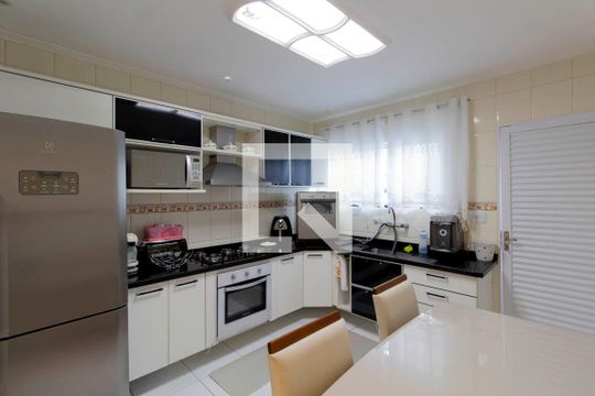 Cozinha  de casa à venda com 2 quartos, 95m² em Parque Císper, São Paulo