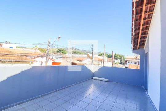 Varanda de casa à venda com 4 quartos, 280m² em Vila Aielo, Jundiaí