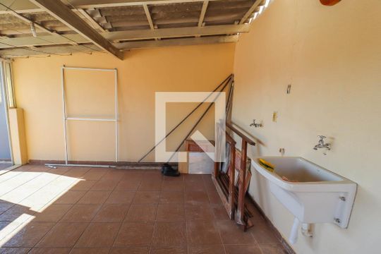 Área de Serviço de casa à venda com 4 quartos, 280m² em Vila Aielo, Jundiaí