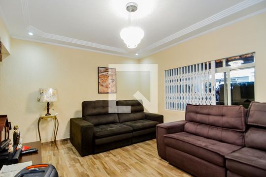Sala de casa à venda com 3 quartos, 220m² em Jardim Miriam, Guarulhos