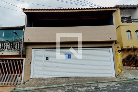Fachada de casa para alugar com 3 quartos, 220m² em Jardim Miriam, Guarulhos