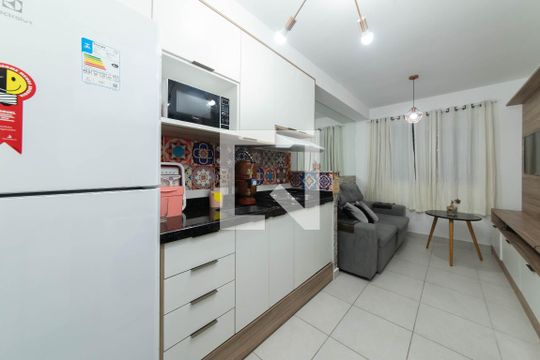 Cozinha de apartamento à venda com 1 quarto, 26m² em Jardim Cidalia, São Paulo