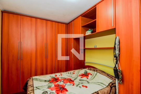 Quarto 1 de apartamento à venda com 2 quartos, 40m² em Parque Santo Antônio, Guarulhos