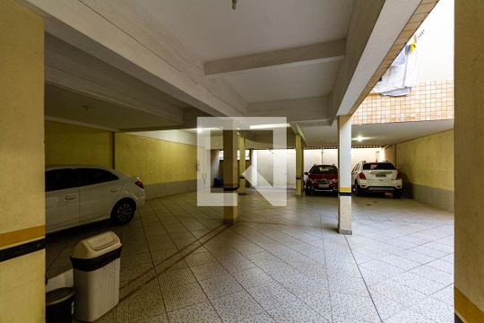 Garagem de apartamento para alugar com 2 quartos, 80m² em Jardim Botânico, Porto Alegre