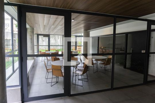 Área comum de kitnet/studio para alugar com 1 quarto, 25m² em Bela Vista, São Paulo