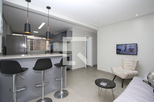 Sala de apartamento à venda com 2 quartos, 58m² em Pinheiros, São Paulo