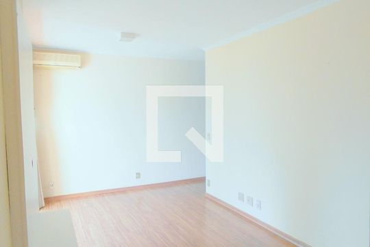 Apartamento à venda com 2 quartos, 65m² em Vila Uberabinha, São Paulo
