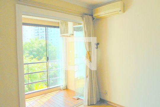 Apartamento à venda com 2 quartos, 65m² em Vila Uberabinha, São Paulo