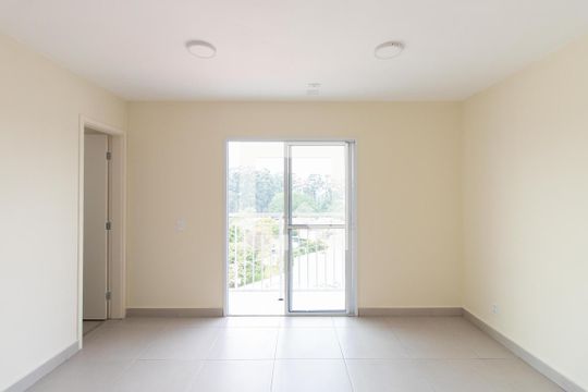 Quarto/Cozinha de kitnet/studio à venda com 1 quarto, 26m² em Vila Nilo, São Paulo
