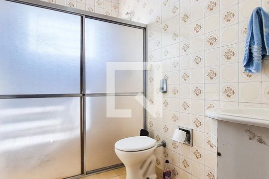 Banheiro de casa para alugar com 3 quartos, 200m² em Jardim das Industrias, São José dos Campos