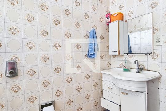 Banheiro de casa para alugar com 3 quartos, 200m² em Jardim das Industrias, São José dos Campos