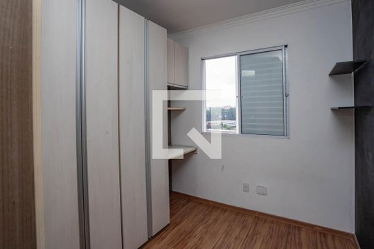 Quarto 1 de apartamento à venda com 2 quartos, 46m² em Canhema, Diadema