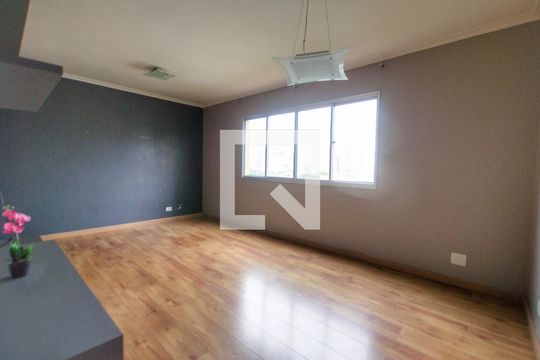 Apartamento para alugar com 3 quartos, 72m² em Vila Firmiano Pinto, São Paulo