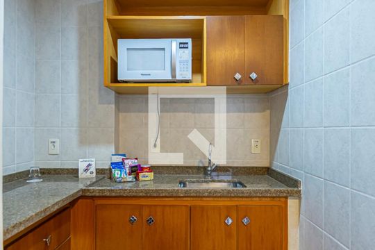 Sala e Cozinha de apartamento à venda com 1 quarto, 43m² em Centro, Santo André