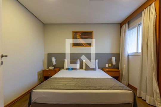 Quarto de apartamento à venda com 1 quarto, 43m² em Centro, Santo André