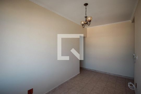 Sala de apartamento para alugar com 1 quarto, 45m² em Vila Natália, São Paulo