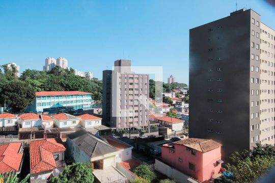 Quarto - Vista de apartamento para alugar com 1 quarto, 45m² em Vila Natália, São Paulo