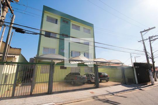 Fachada de apartamento para alugar com 1 quarto, 45m² em Vila Natália, São Paulo