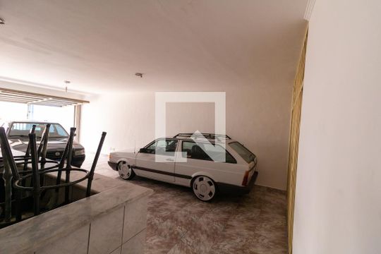 garagem de casa à venda com 5 quartos, 300m² em Vila Rui Barbosa, São Paulo