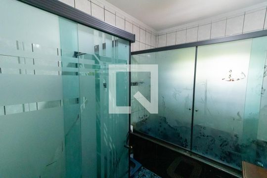 banheiro de casa à venda com 5 quartos, 300m² em Vila Rui Barbosa, São Paulo