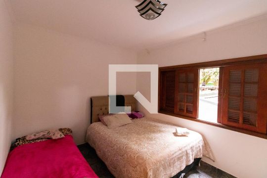 quarto1 de casa à venda com 5 quartos, 300m² em Vila Rui Barbosa, São Paulo