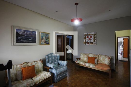Casa à venda com 3 quartos, 91m² em Cambuci, São Paulo